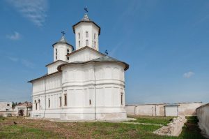Biserica Sfântul Andrei, Fundeni