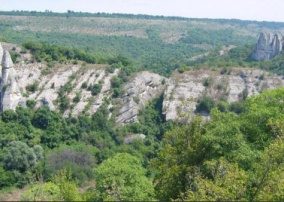 Rock Formation Kamarata, Breste