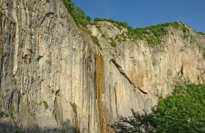 Traseul Tematic Carstice și Biodiversitate, Vrachanski Balkan